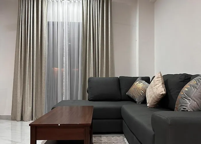 The Upstairs House Pool & Perfect Location Apartamento *